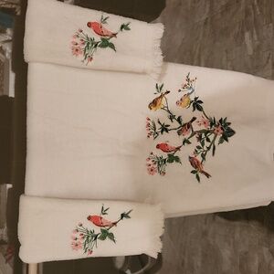 Vintage Towels Labeled Birds in White, Blue, Rose. Circa 1960